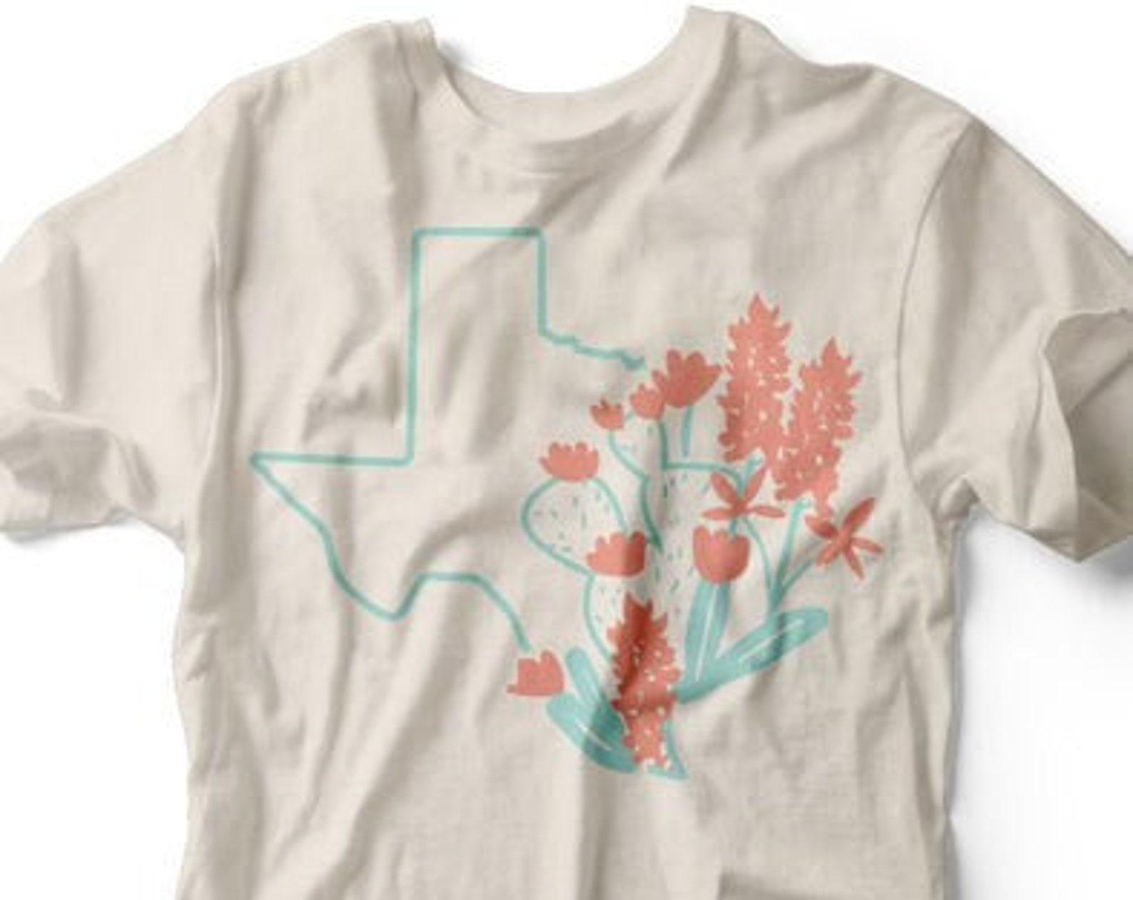 Texas Cactus Flower | Cream Classic Crew | T-Shirt L