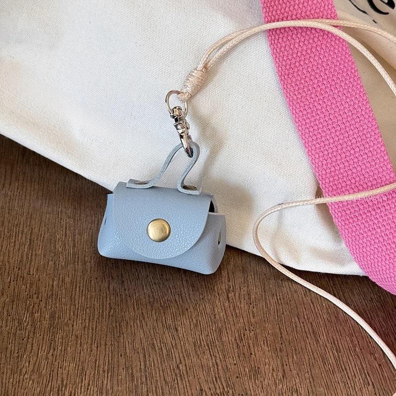 Versatile Magnetic Leather Sunglasses Clip Necklace and Sweater Chain