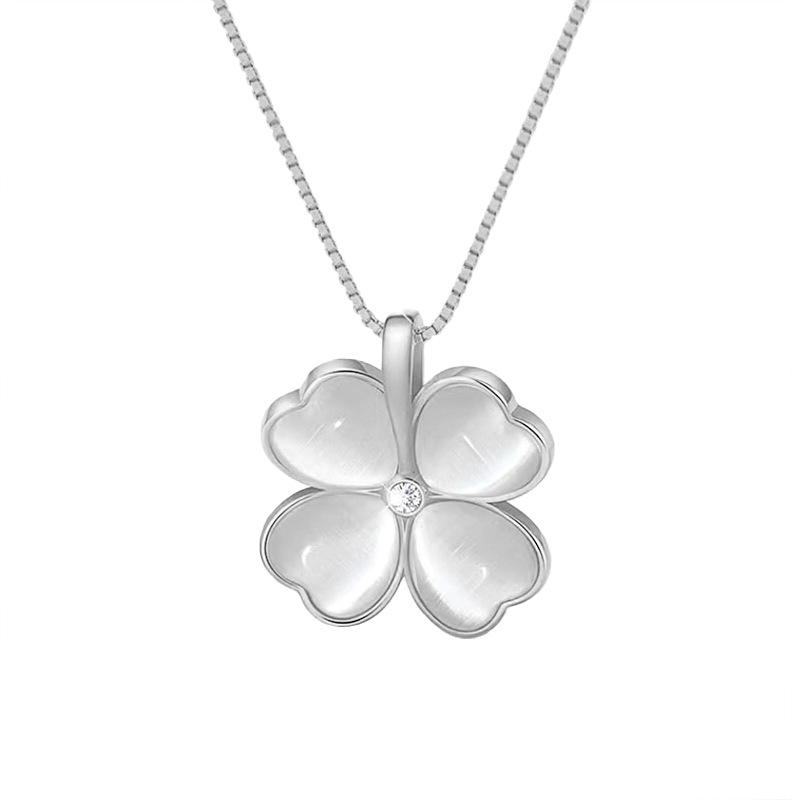 

Natural Clover Titanium Steel Necklace, Tarnish-Free, Light Luxury Gift for Friend copper платиновый