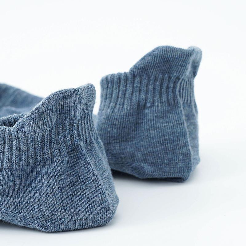 4 Pairs Fashion Men's Short Socks Spring and Summer Men's Boat Socks Thin Breathable Deodorant Low-top Invisible Socks Lengthened Heel Casual Socks