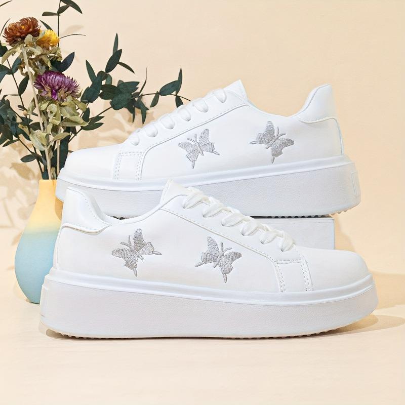 2025 Spring and Summer New Small White Shoes Female Large Size Butterfly Embroidery Hundred Board Shoes Low Gang Korean Couple Shoes