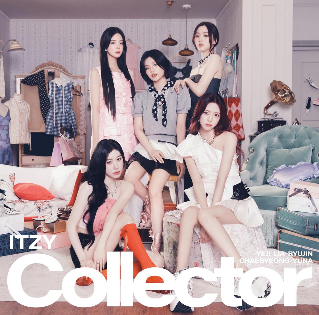Collector Standard Edition ITZY - (No Bonus)