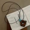 Cute Flower Necklace for Women Dainty Floral Neckchain Charm Exquisite Collarbone Chain Fashionable Accent Choker