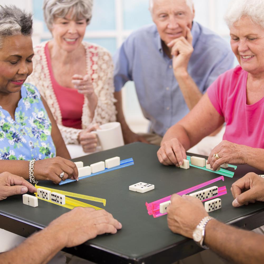 4 szt. przezroczysty akrylowy stojak na kafelki do Mahjonga z wbudowanym popychaczem Stojak na kafelki 4-kolorowy stojak na Mahjonga i popychacz Combo na wieczory gier Kluby
