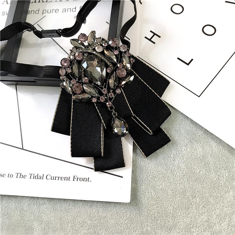 Korean Version of Bow Tie Female College Style Japanese Free-play Female Collar Flower Diamond Jewelry Shirt Accessories Male Bo