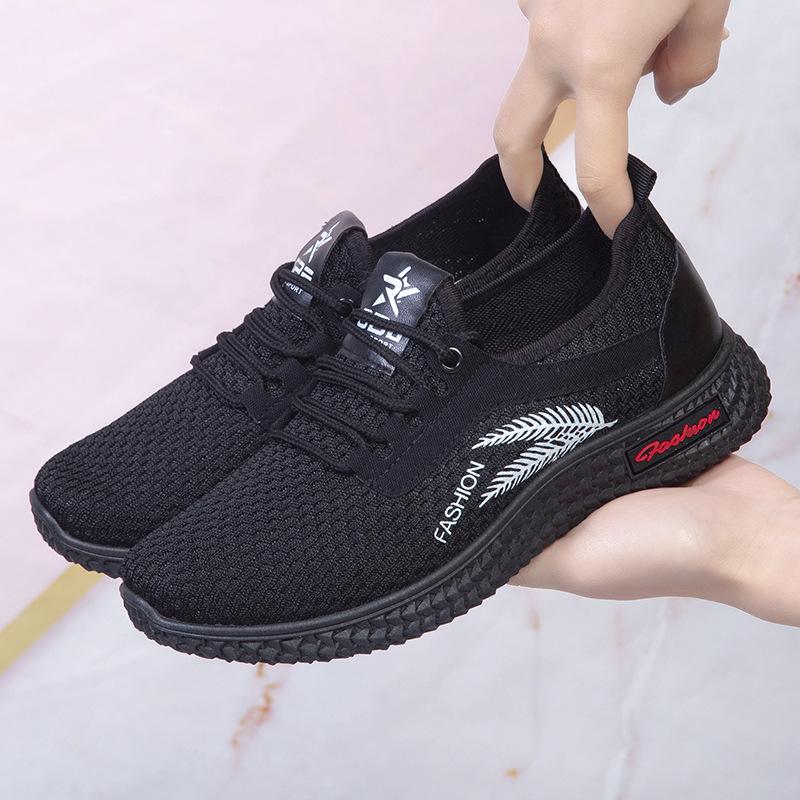 New Spring and Summer Women's Soft Sole Sneakers Breathable Fashion White Sneakers Lightweight Non-slip Running Shoes