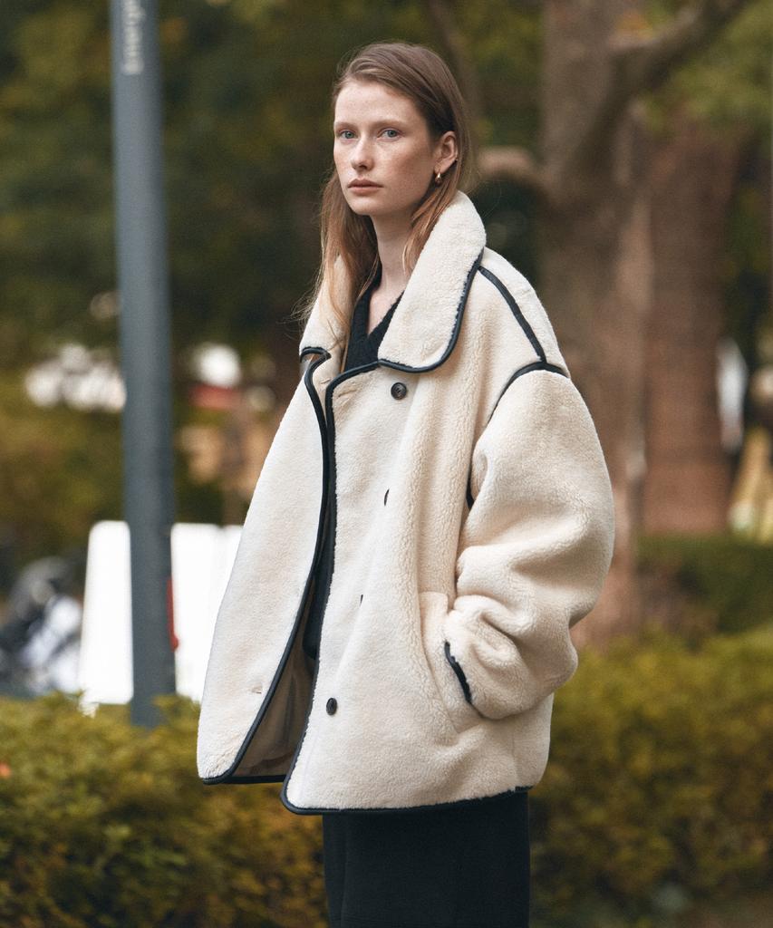 Siyazu Siot4172 Asymmetrical Faux Shearling Jacket_Ivory