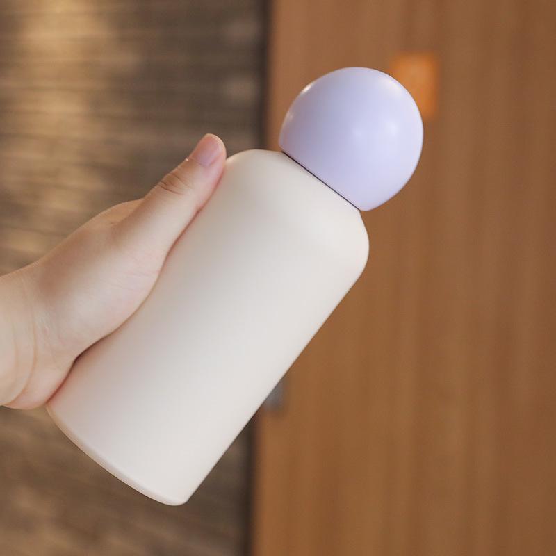 750ml Mattierte Edelstahl Sport-Thermosflasche mit schmaler Öffnung