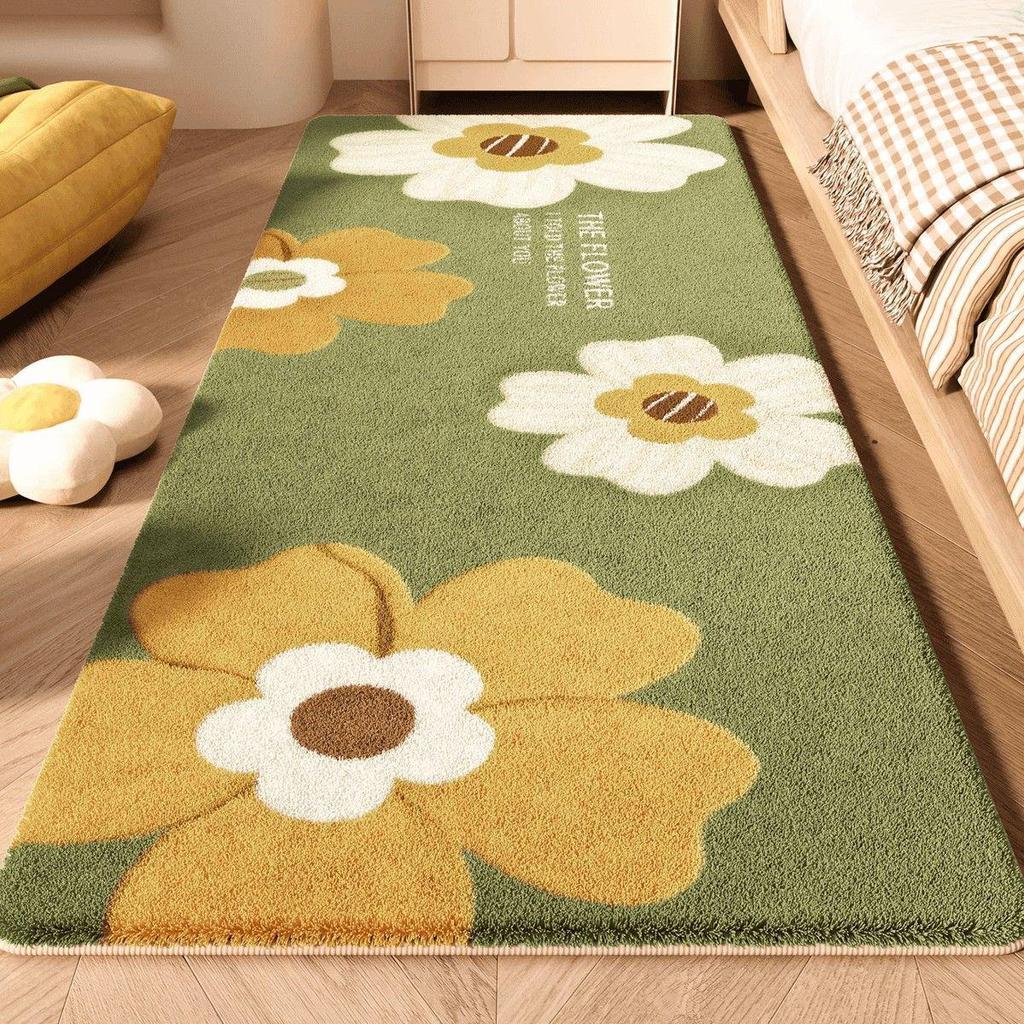Ins Fresh Bedroom Rug: Cute Flower Design, Cool & Dirt-Resistant, Thick Non-Slip Foot Mat for Bedside or Coffee Table.