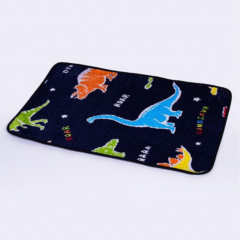 Winter Pet Urine Pad Breathable and Absorbent Dog Urine Pad Machine Washable Non-slip Urine Pad Training Urine Pad Luminous Mat