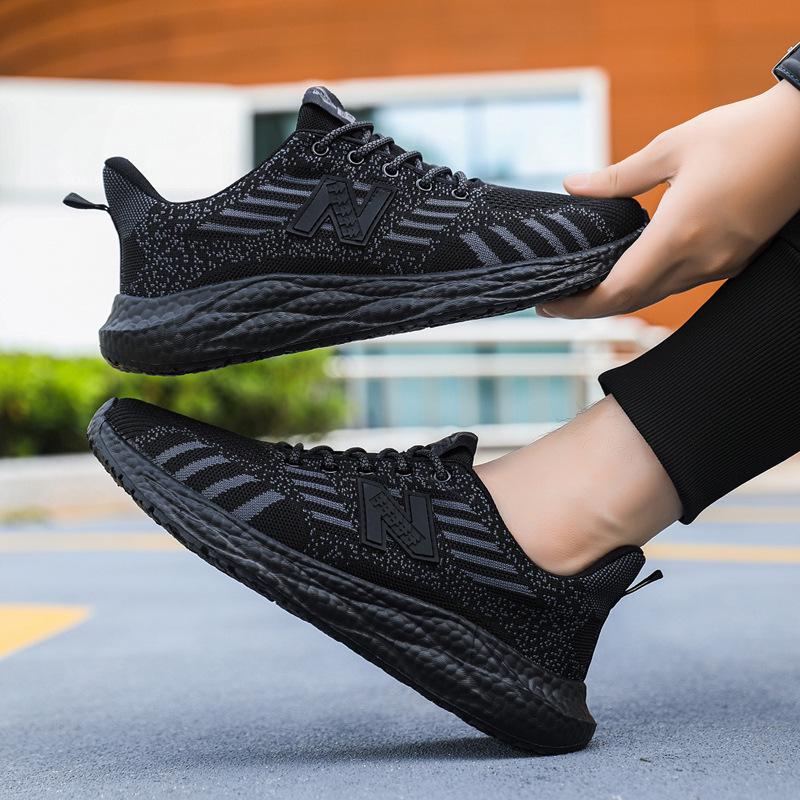 

Spring/Summer 2025 Flyknit Mesh Sports Shoes - Lightweight, Breathable, Unisex Running Shoes 39 чорний