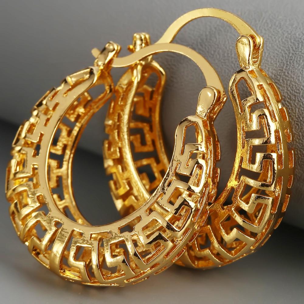 Vintage Simple Geometric Earring Small Circle Hollow Hoop Earrings for Women Golden Color Shiny Fashion Jewelry Wedding Party
