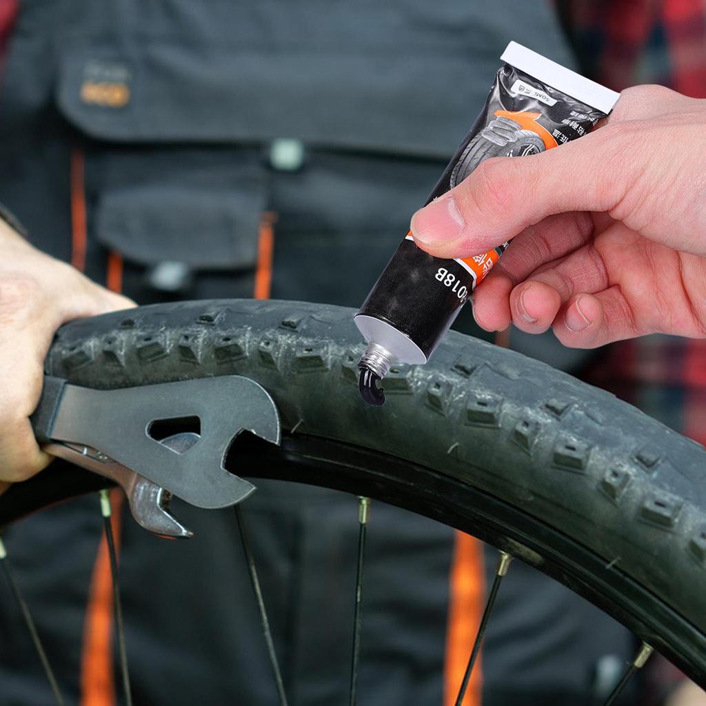 50ml Waterproof High Temperature Resistant Tyre Repair Liquid Black Strong Rubber Glues Adhesive Glue Car Repairs Tools
