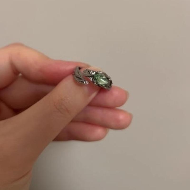 

Retro Six Point Star Ring for Men Silver Color Punk Gothic Adjustable Open Ring Rock Handmade Unisex Jewelry Accessories Gift