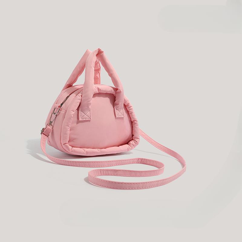 Niche Personality Cloud Bag Girl Sweet Girl Cute Down Tote Commuter Everything One Shoulder Straddle Bag