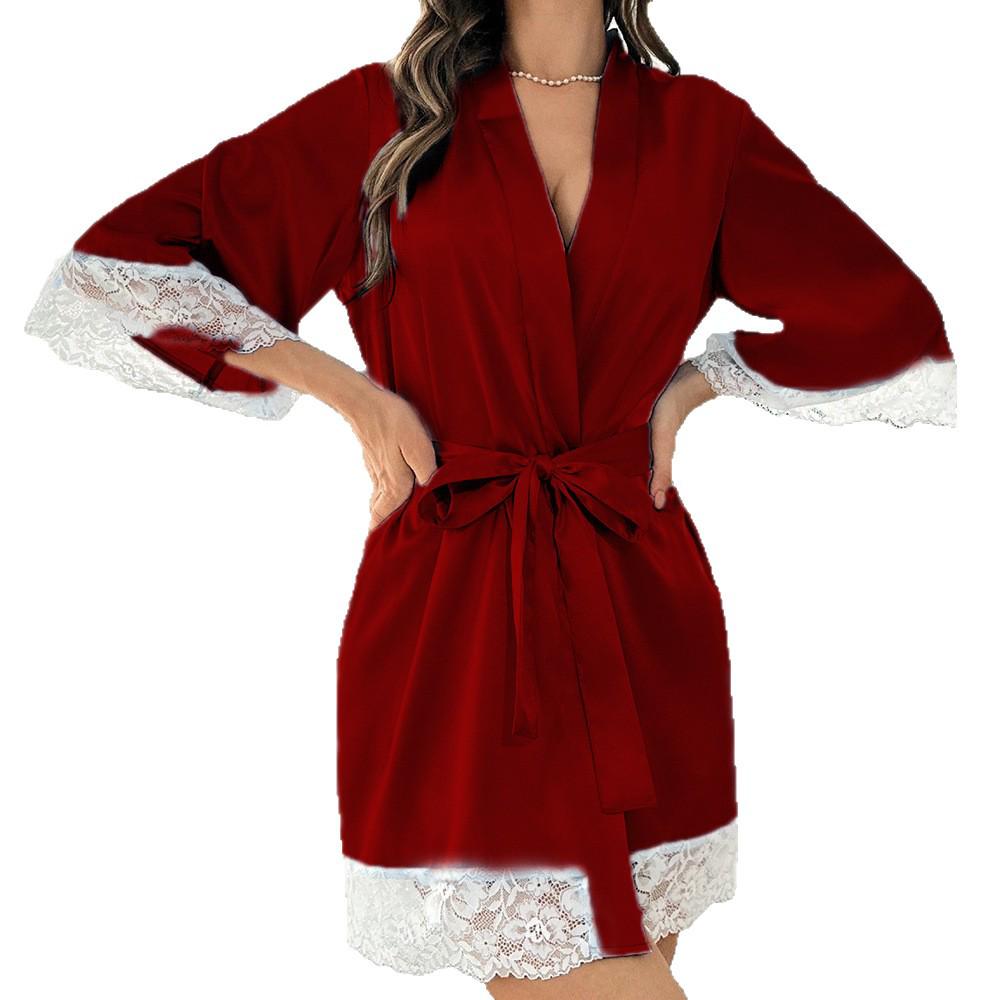 Pyjama Grande Taille pour Femme en Soie Glacée avec Peignoir en Dentelle