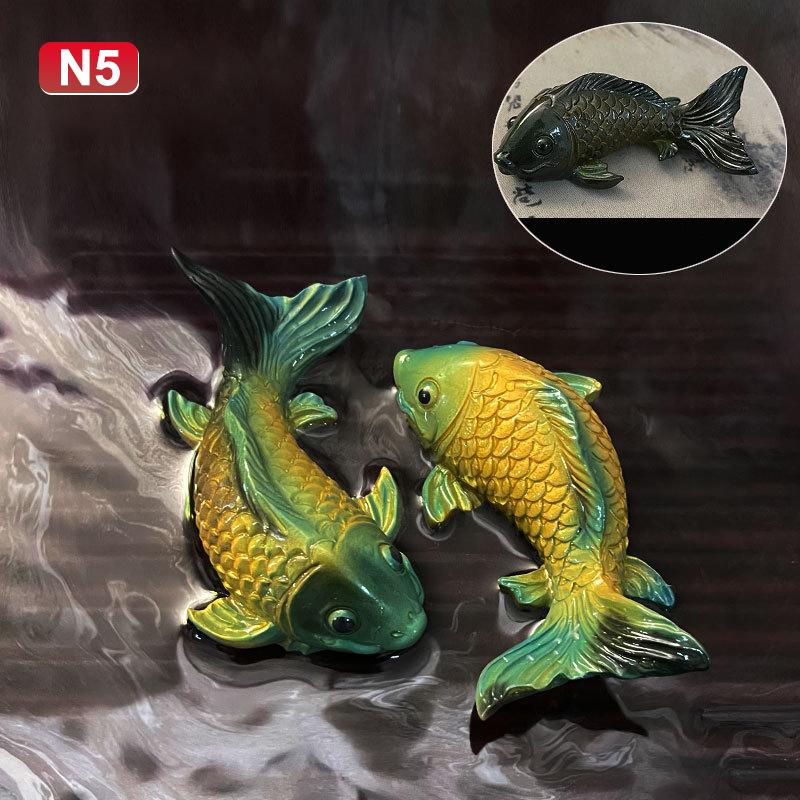 Colour-Changing Koi Carp Creative Desktop Tea Table Ornaments Decorations Two Fish Report Happiness Zen Teaware Accessories