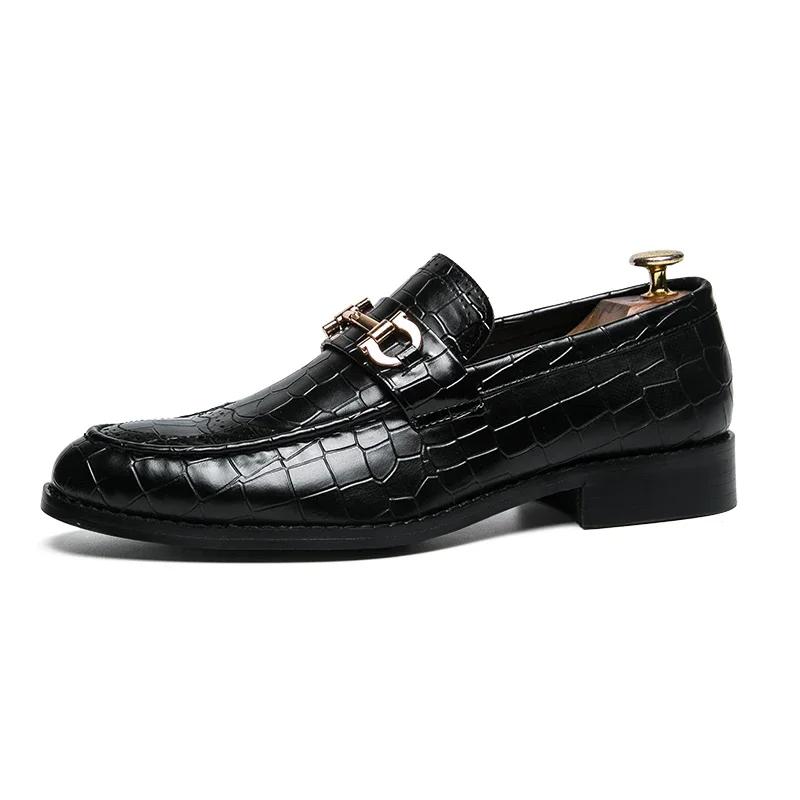 Designer Metal Buckle Loafers Men's Business Dress Fashion Casual Black Patent Leather Pointed-Toe Shoes Men's Loafers Slip-On