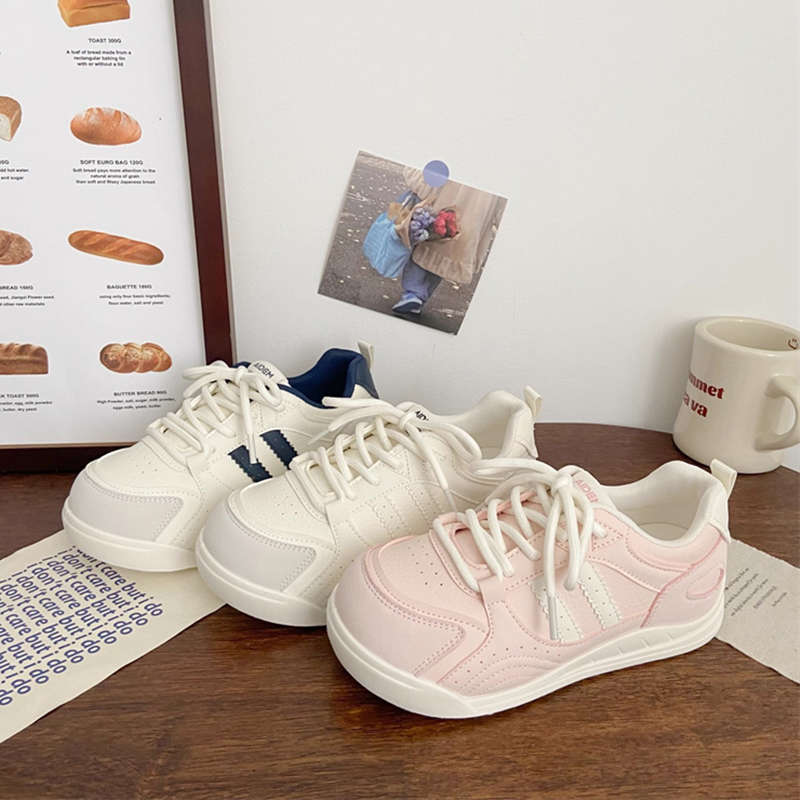 Dexun platform white shoes women's versatile 2025 autumn new chic niche design student sports board shoes