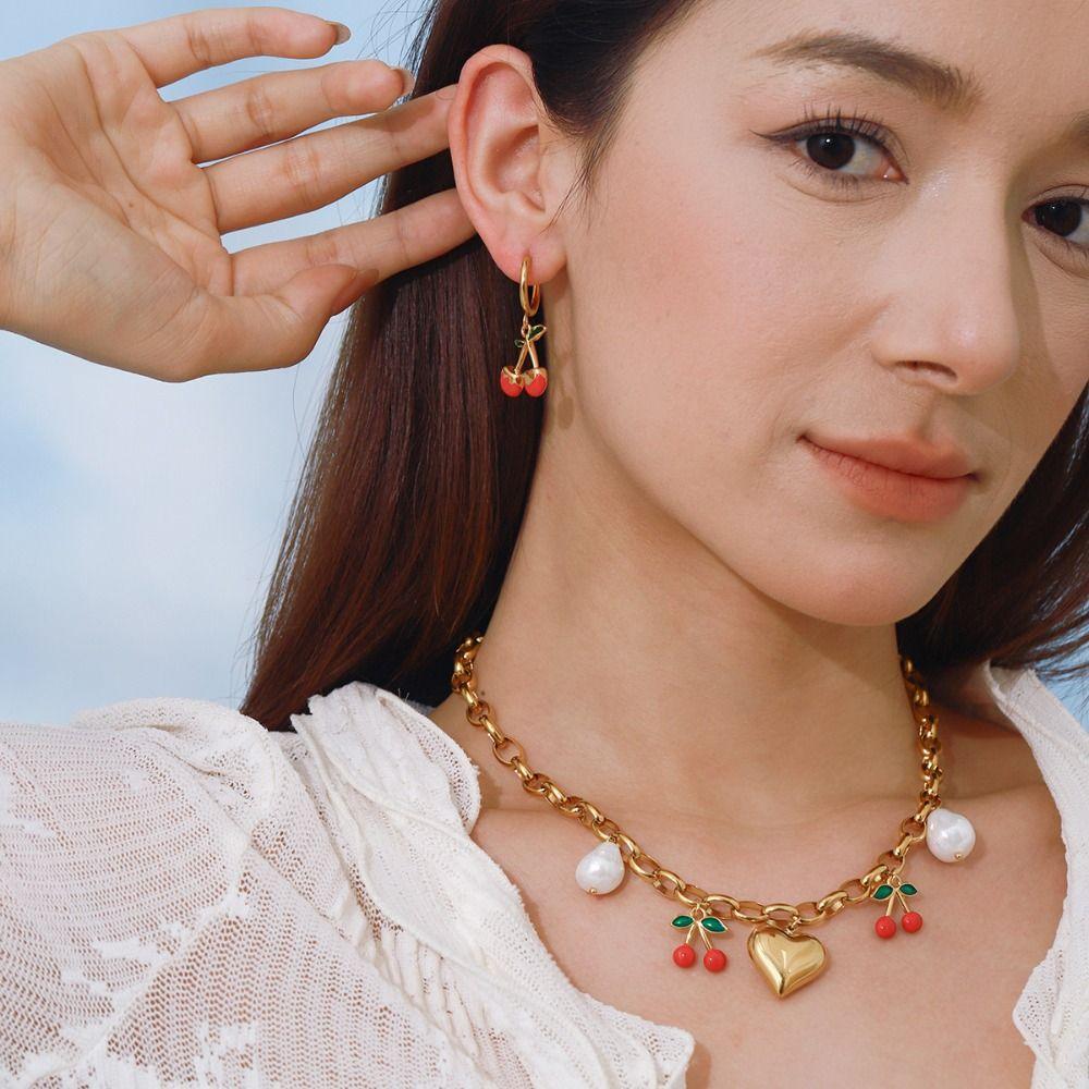 Retro European Style Cherry Bracelet Loveheart Love Chain Choker Strawberry Necklace  Spring