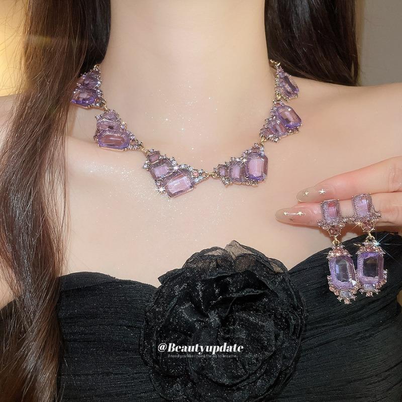 Square Diamond Irregular Necklace Earrings Set Design Sense Unique Light Luxury Dress Exquisite Jewelry Women