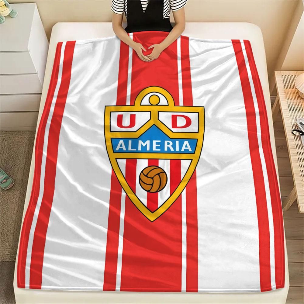 Almería FlAannel Blanket, High quality Comfortable for All Seasons, Home Decor, Warmth and Comfort