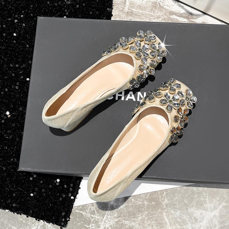 

Женская обувь 2025 Весна Новинка Квадратный носок Стразы Массивный каблук Высокие каблуки Большой размер Элегантный Средний каблук Женская обувь 33 золотой