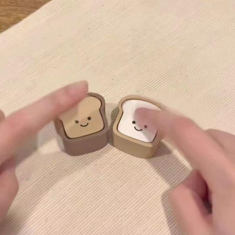 Finger Press Toast Keyboard Clicker Sensory Toy Finger Clicker Toy Bread Fidget Keychain ADHD ASMR