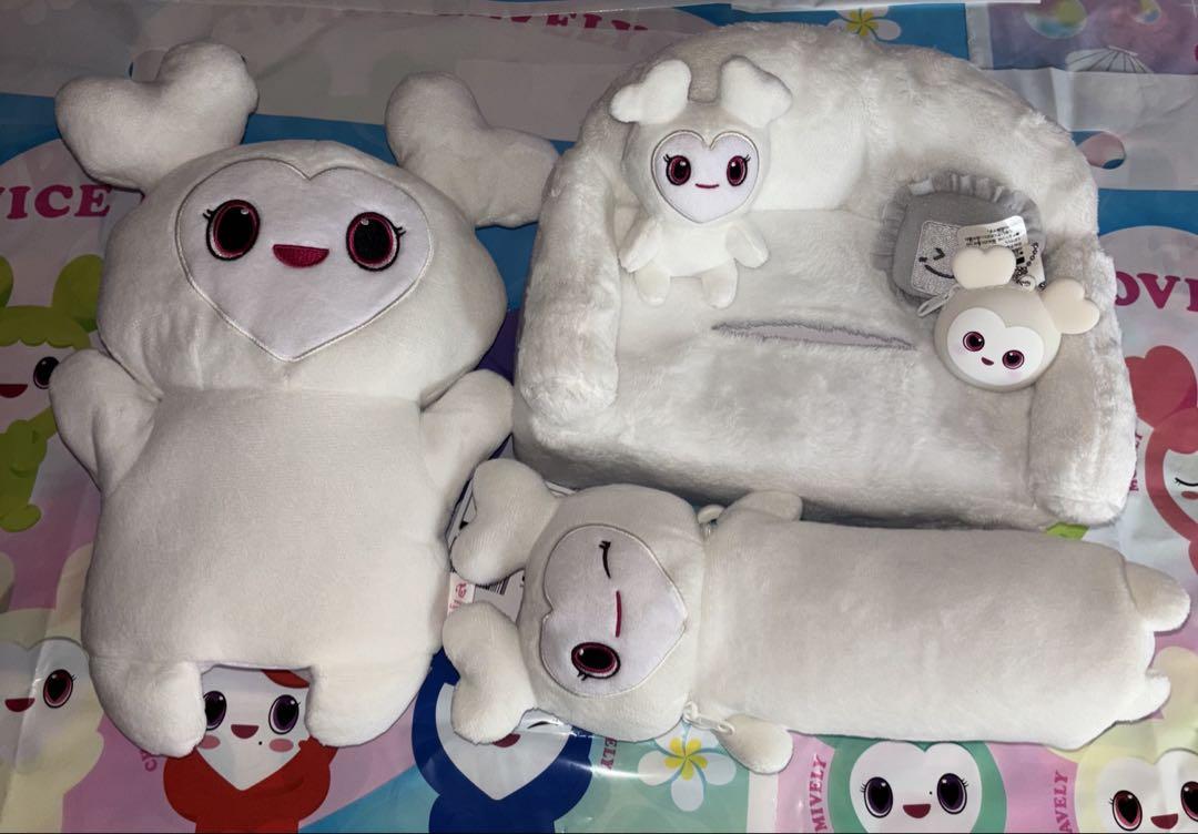 

[USED] TWICE LOVELYS stuffed toys and other Dahyun