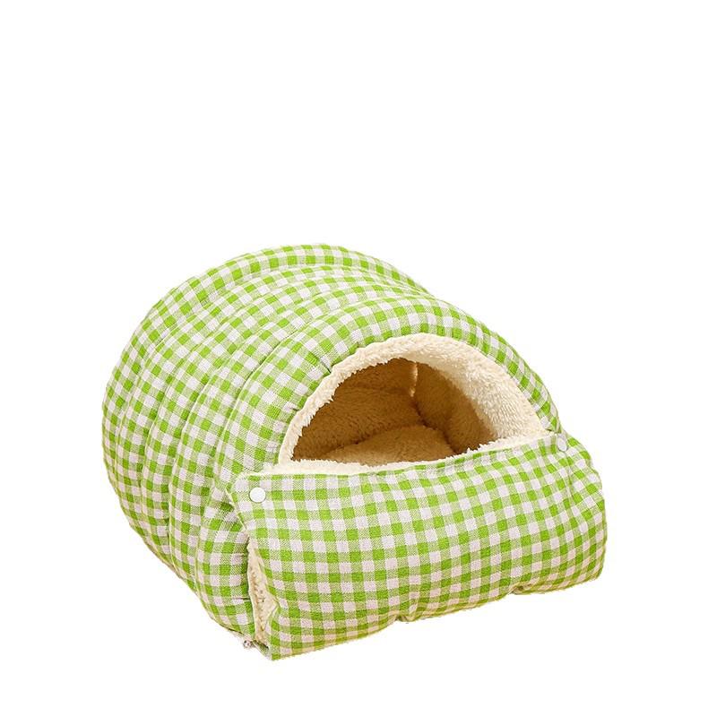 Cozy Winter Washable Enclosed Cat Bed