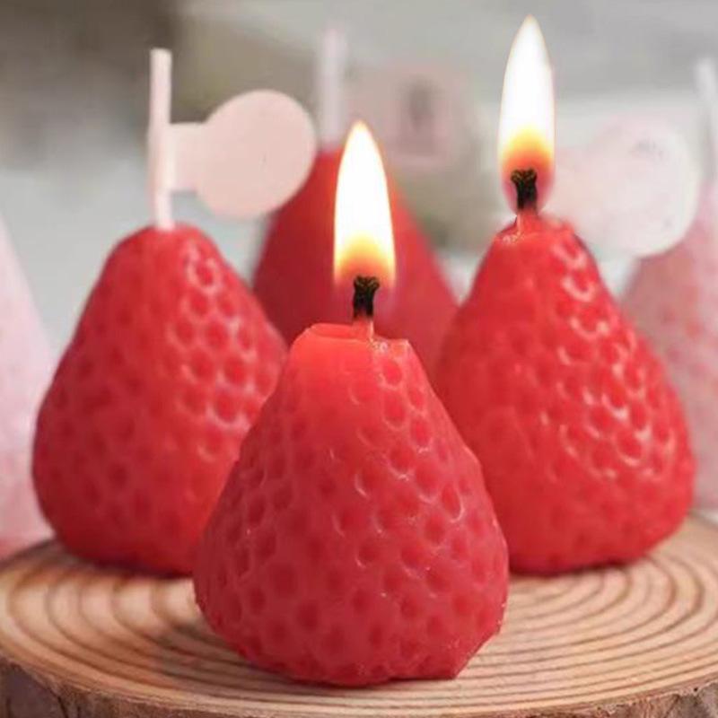 Strawberry Scented Candle – Creative Handmade Birthday Cake Decoration Ornament.