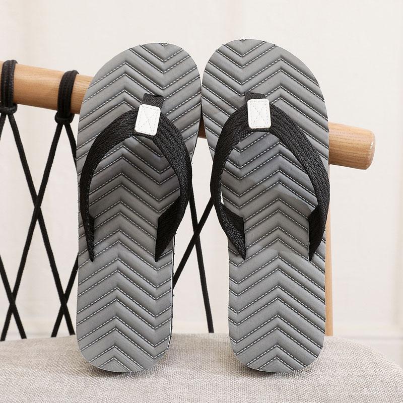 

Мужские летние шлепанцы, пляжные тапочки, повседневные уличные шлепанцы, модные шлепанцы, дышащие уличные сандалии, мужская приморская обувь 39