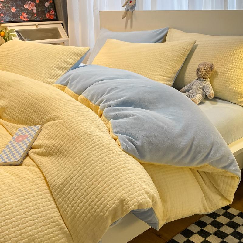 Thicken Winter Super Warm Duvet Cover for Double Bed 3D Carving Milk Velvet Comforter Cover Queen Funda Nordica Cama 150