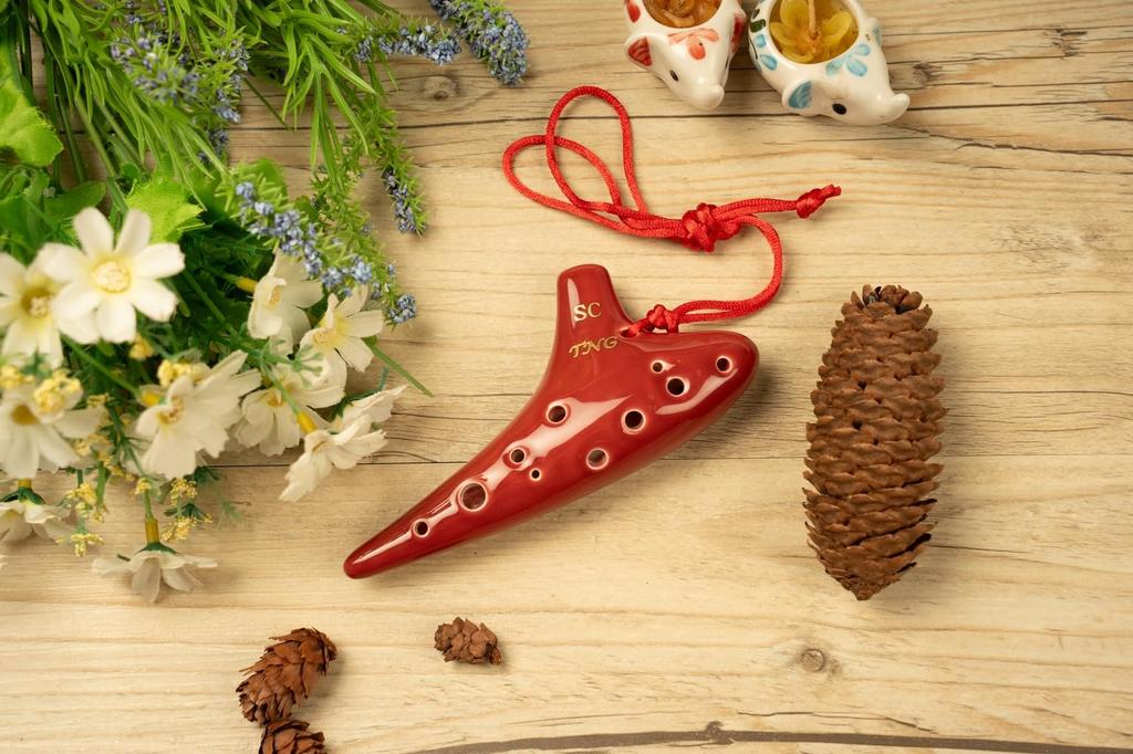 TNG Ocarina Musical Instrument Holes High Quality Single SC Ocarina Tube Playing Glazed Finish [12 / Soprano/C Key/Red] (with Strap)