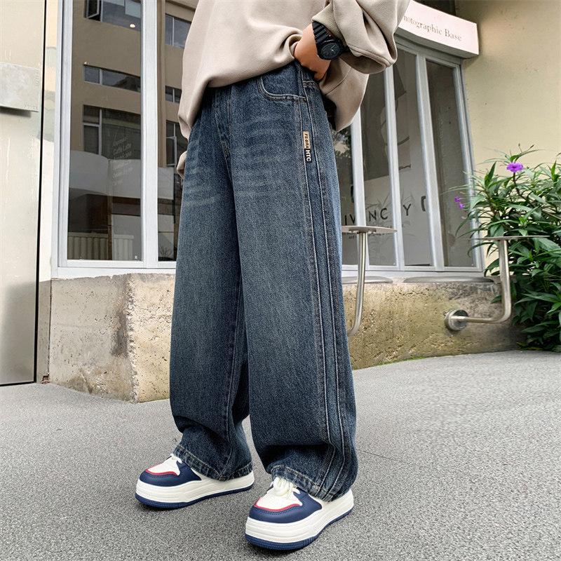 Jeans droits amples pour garçons - Collection Printemps/Automne 2026: Pantalons décontractés pour enfants - Tailles M et L