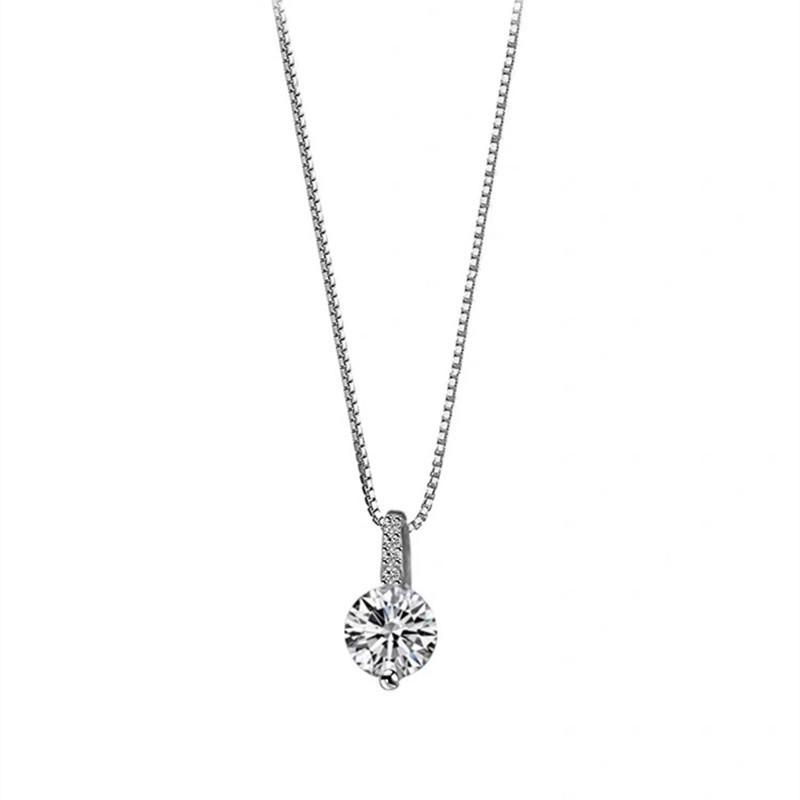 Exquisite Women's Diamond Pendant Clavicle Necklace – Autumn/Winter Simple Luxury Design