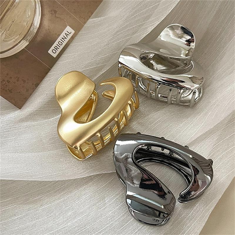 Light Luxury Irregular Geometric Hollow Shaped Hairpin Advanced Multicolor Metal Shark Clips Simple Hair Accessories