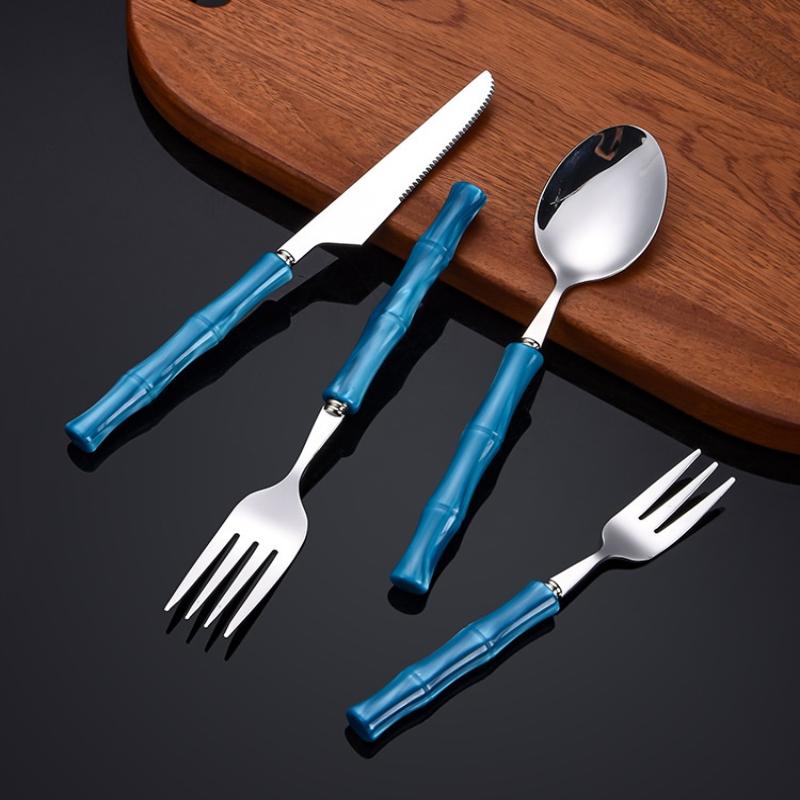 Refined Bamboo Handle Cutlery Set Stainless Steel Suitable for Home Kitchens and Gifts
