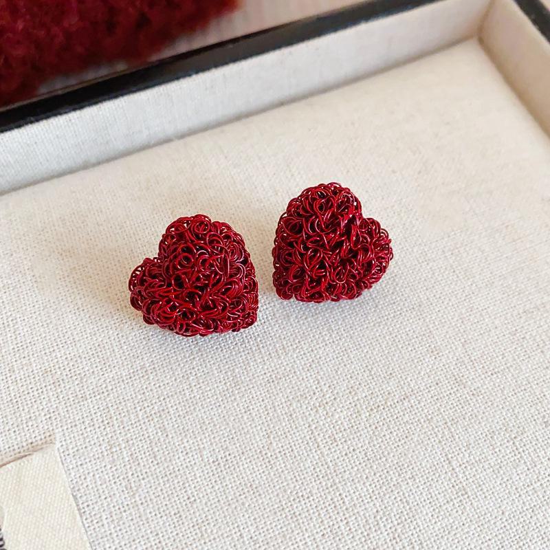 2024 Exquisite High-End Retro Silver Needle Red Heart Flower Earrings for Women