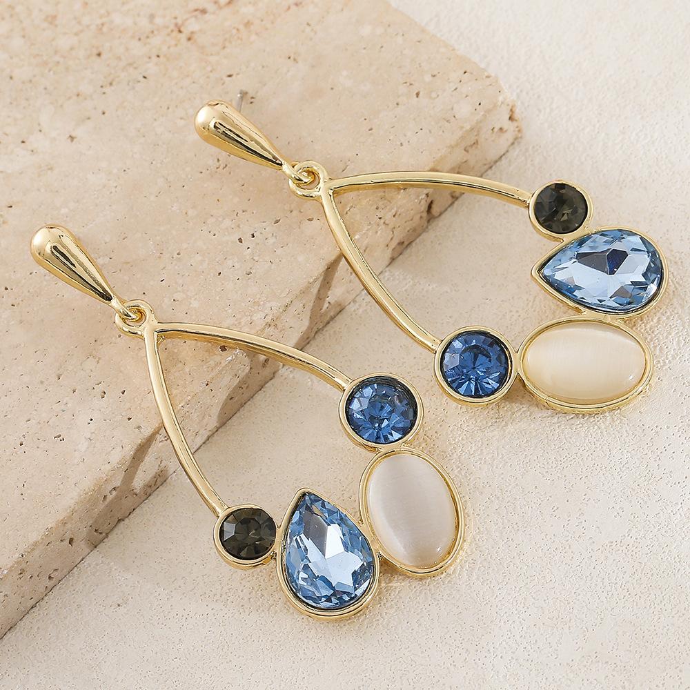 

Модні сережки-краплі для жіночих прикрас синій