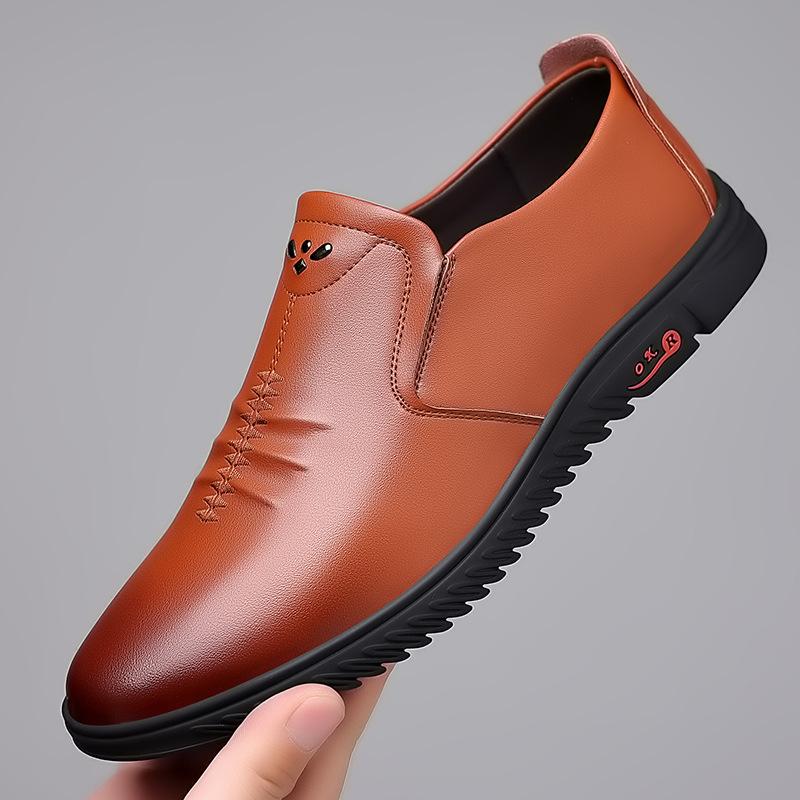 2025 spring new men's daily casual leather shoes men's leather breathable single shoes soft leather soft sole dad shoes 8158