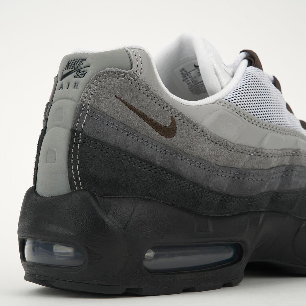 Nike Zapatillas Unisex SB x Air Max 95 OG Cacao Wow Marrón Negro Cacao-Wow-Antracita-Gris Claro Grafito Claro Carbón Claro Gris Perla HF7545-002