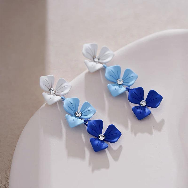 Pinkdudu New Blue Flower Design Drop Earrings Trendy Retro Fashion Temperament Alloy Earrings Jewelry Gift For Women PD1611