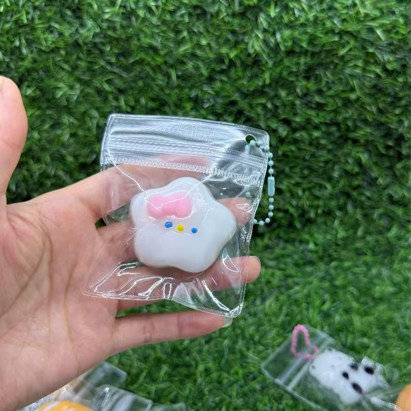 Douyin Little Pig Nose Pet Fan Charm - Squishy Slow Rebound Toy