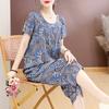 Women's Plus Size Floral Print 2-Piece Set, Casual Short Sleeve Top & Capri Pants (XL-7XL)