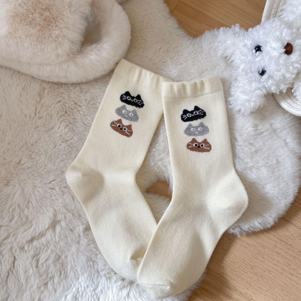 Damen Herbst- und Winter Verdickte Warme Süße Niedliche Cartoon Hund Wolle in Den Kniestrümpfen