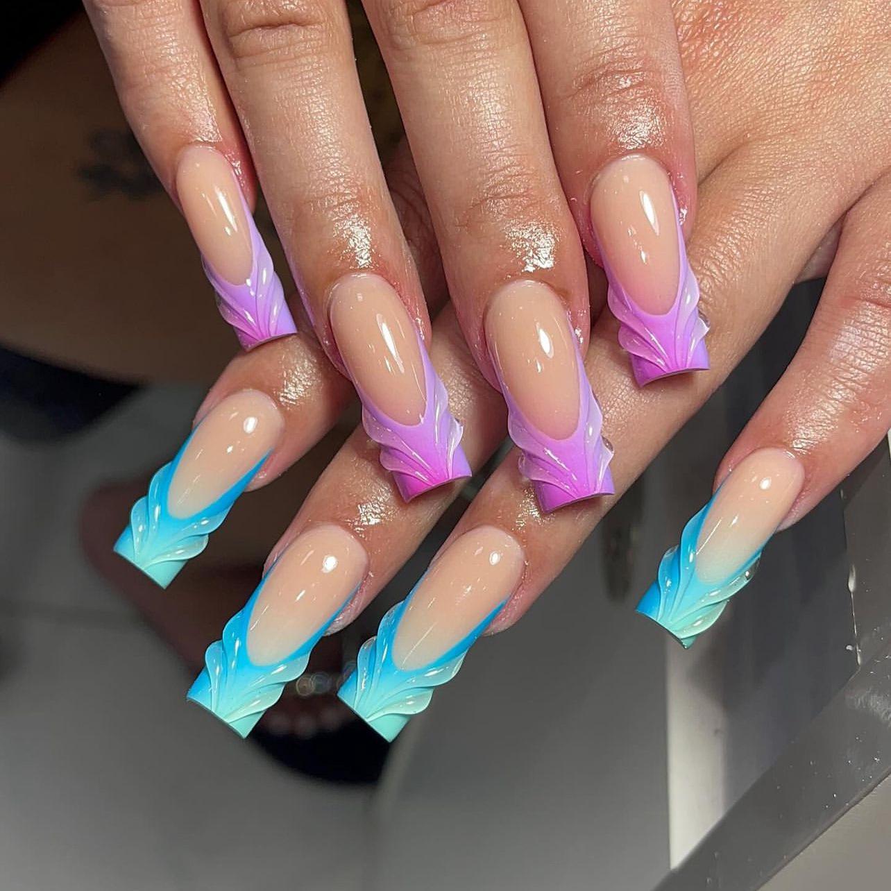 

3D Французькі Градієнтні Багаторазові Прямокутні Накладні Нігті Середньої Довжини Glue Version