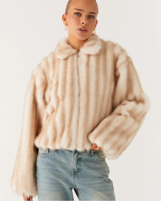 New environmentally friendly fur jacket Internet celebrity European and American winter joints trendy warm top women's imitation fur