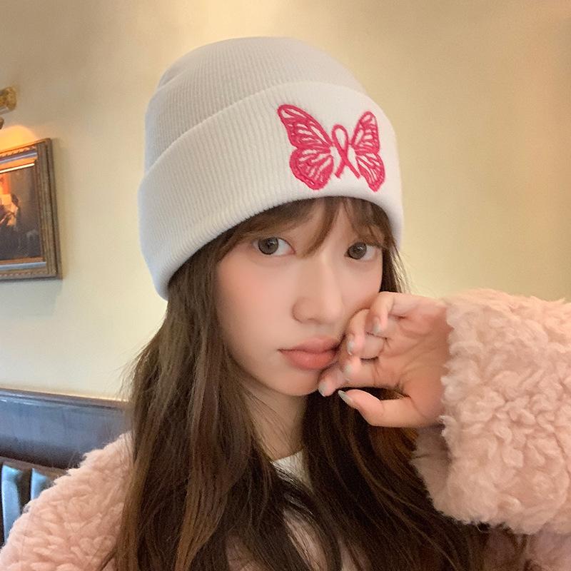 Embroidered butterfly knitted hat women's warm cold hat big head circumference ear protection pullover hat versatile bag head wool hat