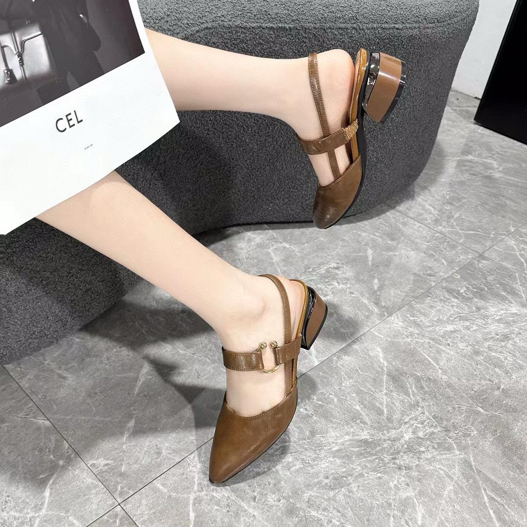 

Женские босоножки на высоком каблуке 2024 лето новая сумка голова пустые босоножки острый носок толстый каблук женская обувь простой темперамент модная обувь 41